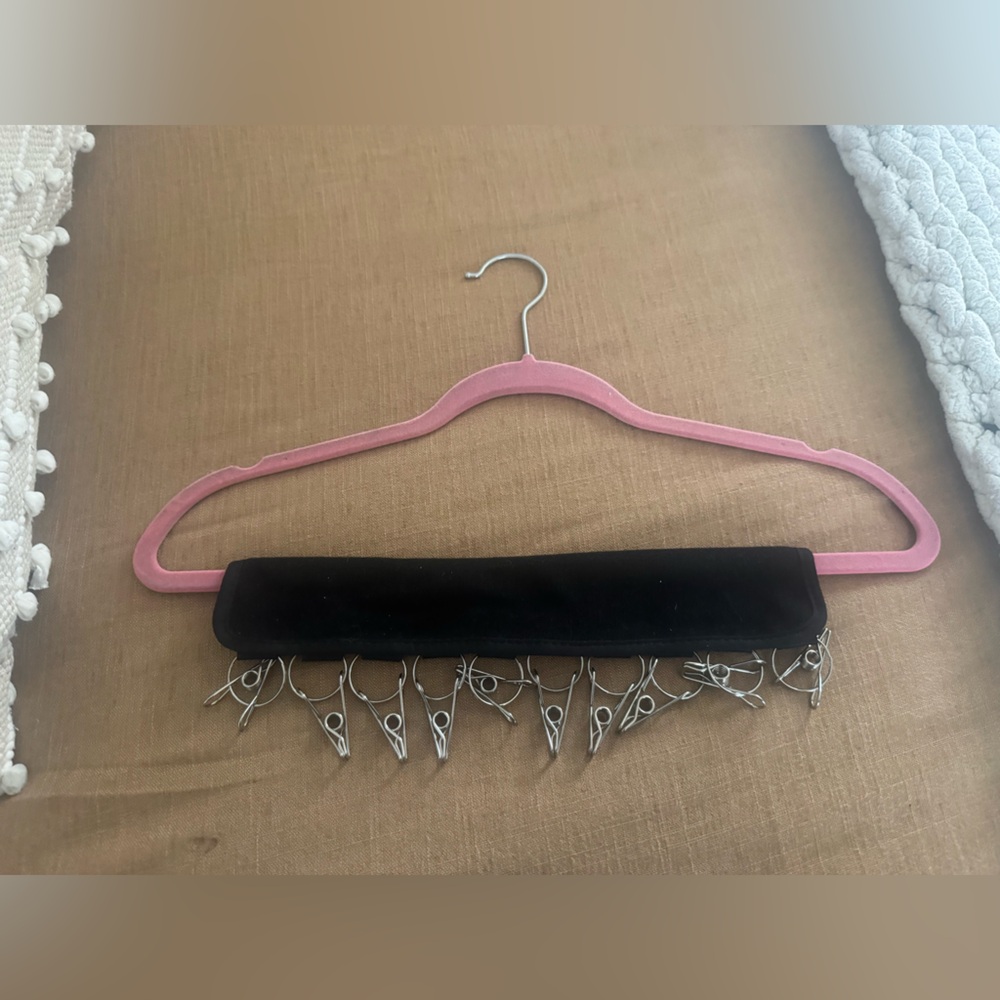 Cap Rack Holder‎ Closet Organizer 10 piece holder - Picture 5 of 6
